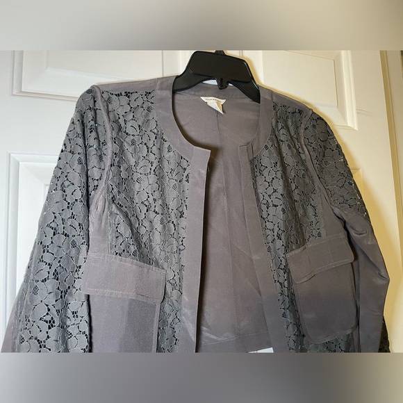 Club Monaco Woman’s Silk Lace Blazer Size XS Cardigan Gray 3/4 Sleeve Cropped - Picture 3 of 10